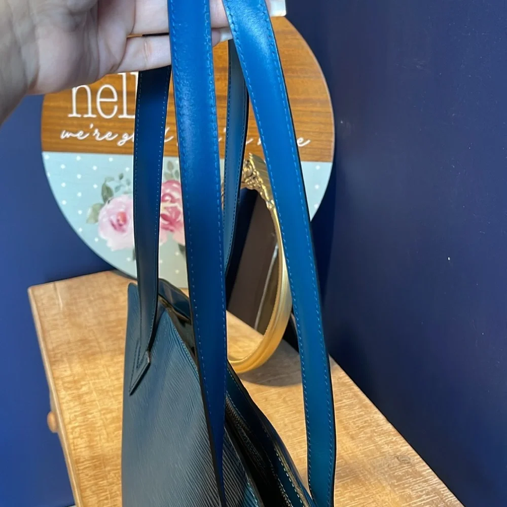 Louis Vuitton Blue Epi St Jacques - Picture 8 of 13